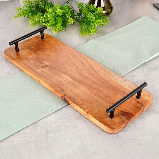 Bagremovo drvo s prekrasnom prirodnom teksturom