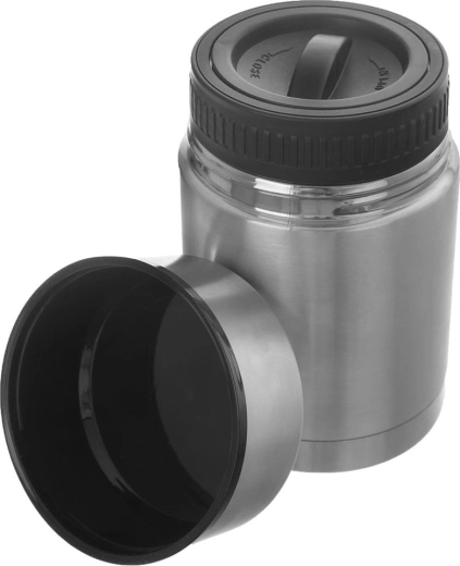 Praktično široko grlo i poklopac kao zdjelica