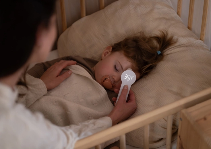 Pozadinski LED zaslon i tihi rad za noć