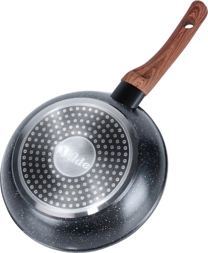 Prikladna za sve vrste štednjaka, uključujući indukciju