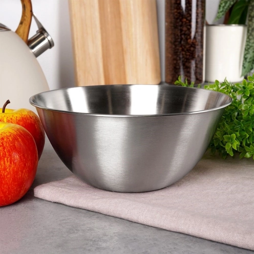 Univerzalna primjena u kuhinji i pri posluživanju