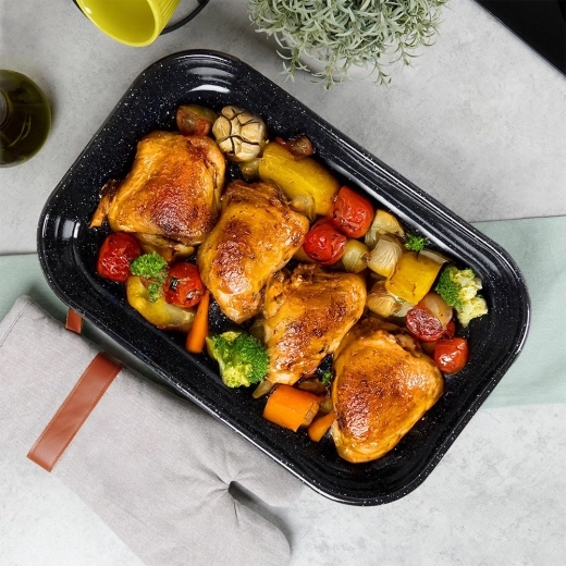 Velik kapacitet 6 litara za cijele obiteljske porcije