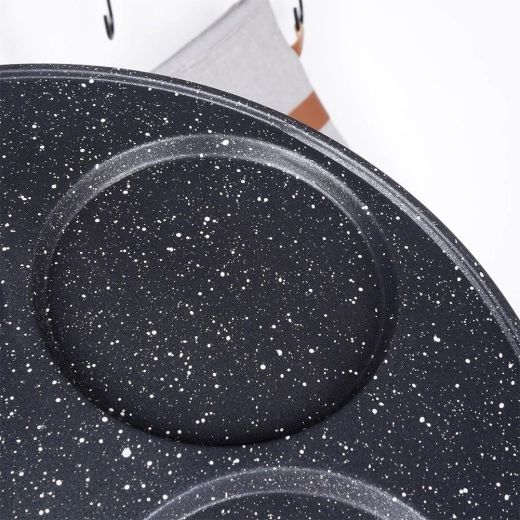 Neljepljiva granitna površina Pfluon