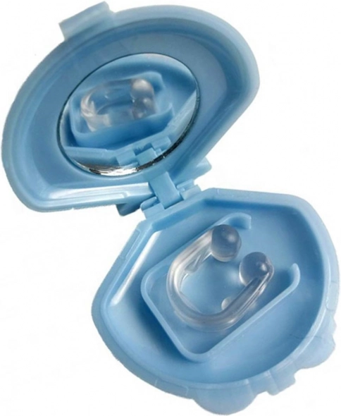 Klip protiv hrkanja s kućištem