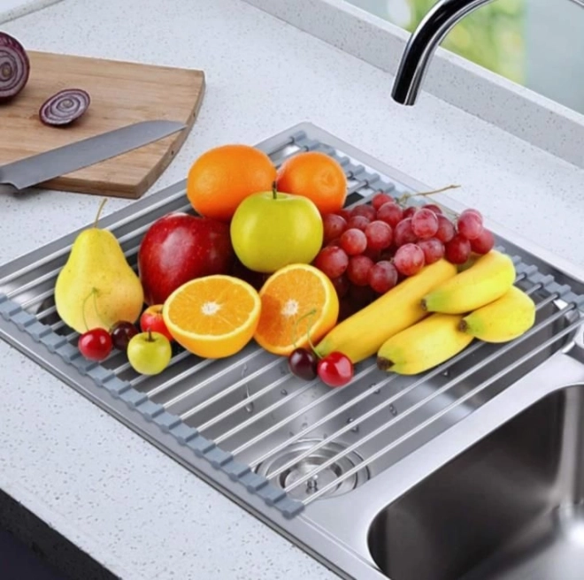 Siva rolo prostirka za sušenje posuđa i povrća