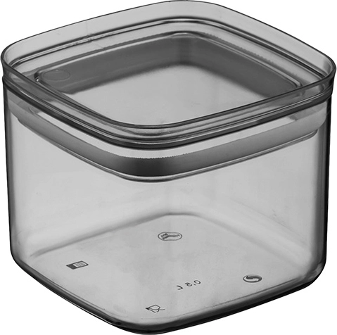 Plastična posuda s poklopcem 700 ml