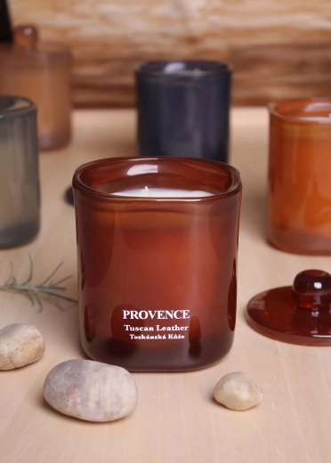 Mirisna svijeća u staklu Provence tuscan leather 25 sati