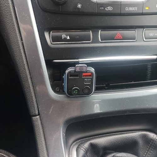 Bluetooth FM predajnik/nabíjač Xtrobb 22355