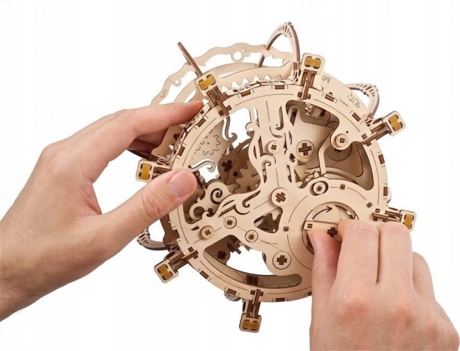 Ugears 3D drvene mehaničke puzzle Mehanički akvarij