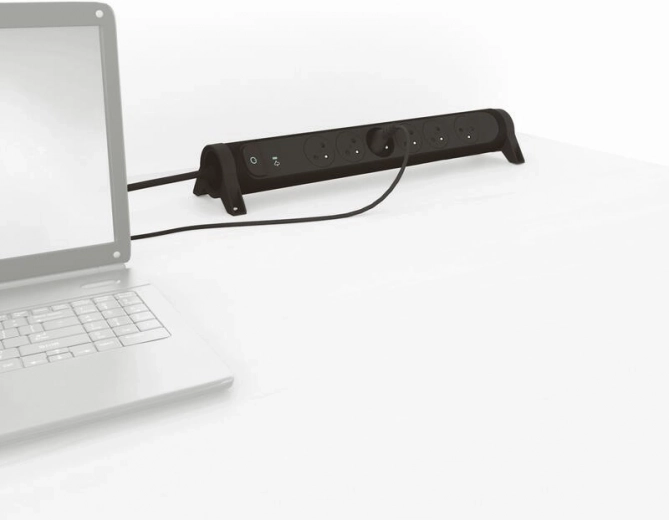 Čist i organiziran radni prostor