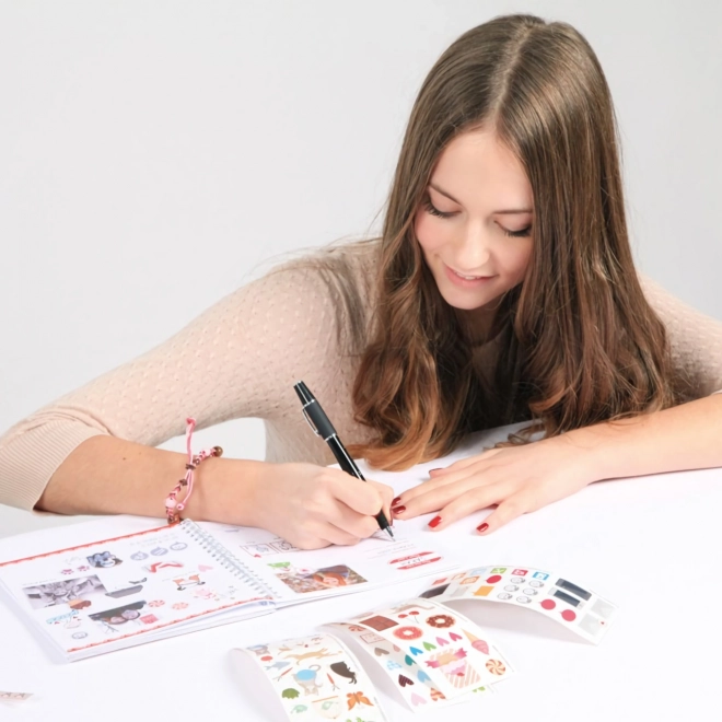 Dnevnik Scrapbook