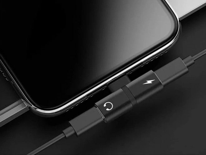 Lightning adapter za iPad i iPhone 2 u 1