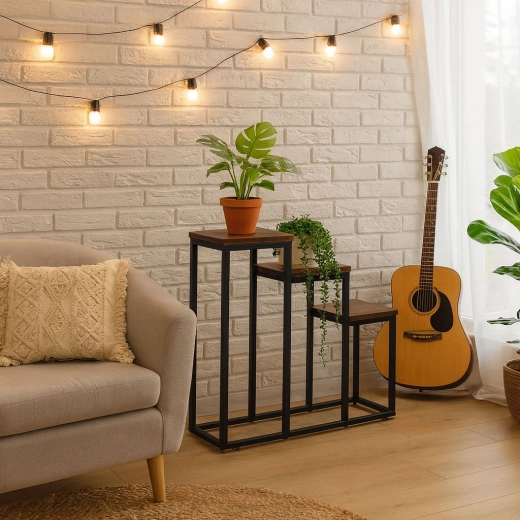 Tri stepenaste police za savršenu prezentaciju