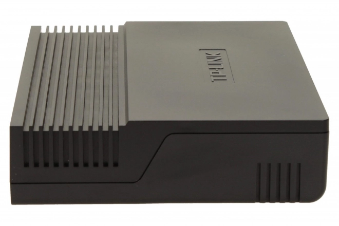 Switch TP-Link TL-SF1016D, 16 portova