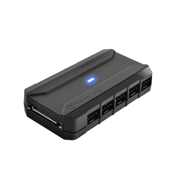 koncentrator Thermaltake Commander FP pro ventilatore PWM s 10 priključaka