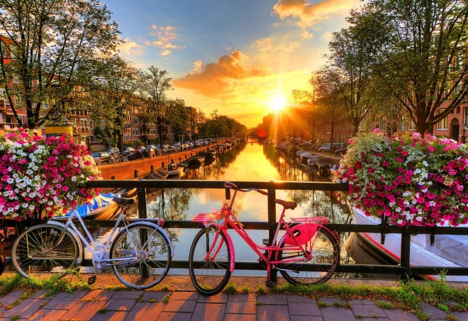 Drvene puzzle bicikl u Amsterdamu