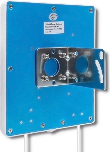 Snažan usmjereni dobitak 14 dBi