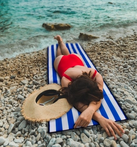 Sklopiva plažna prostirka za šljunčane plaže