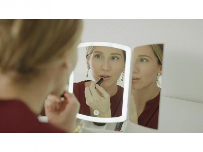 Osvijetljeno kozmetičko ogledalo za make-up