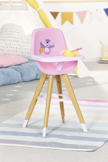 Prostrani stolić za hranjenje i stvaranje