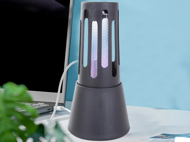 Učinkovita insekticidna lampa LED USB za komarce i muhe