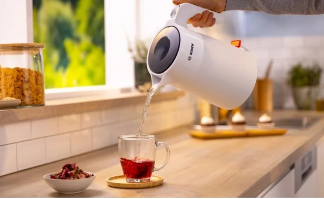 Električni čajnik Bosch MyMoment 1,7l bijela