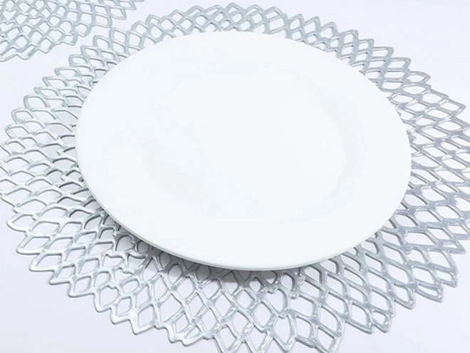 Okrugli čipkani plastični podmetač za stol