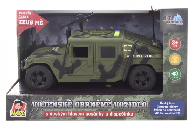 Vojno oklopno vozilo s češkim glasom