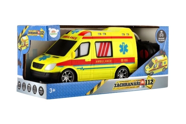 Auto RC ambulantna plast 20cm s daljinskim upravljanjem 27MHz na baterije sa svjetlom u kutiji 28x13x11cm
