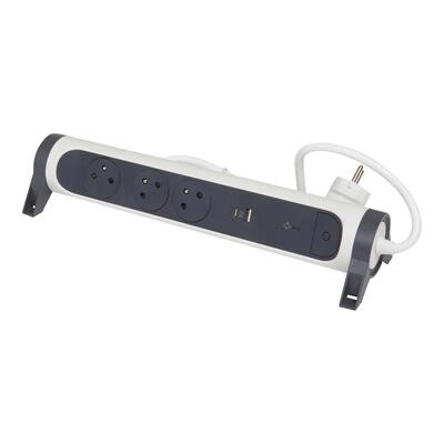 Produžni kabel s prenaponskom zaštitom i USB A/C, 1,5 m