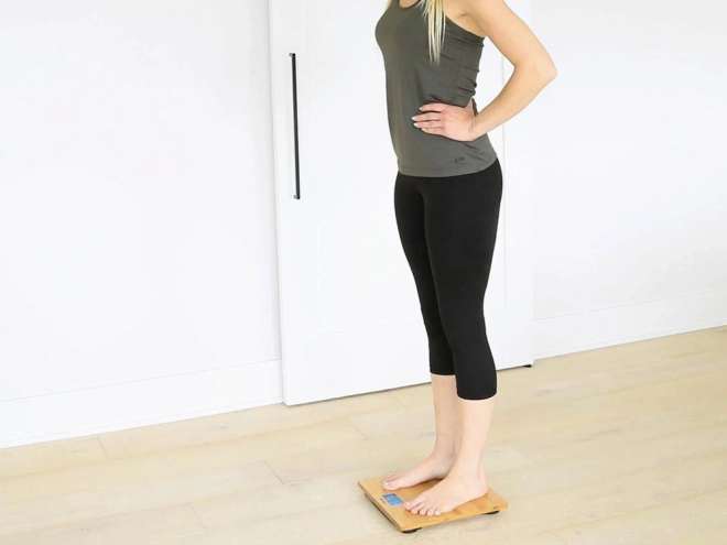 Elektronička bambusova digitalna vaga do 180 kg