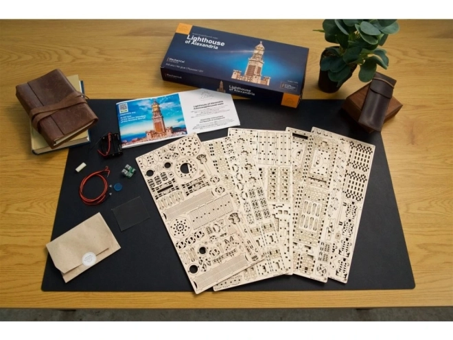 Ugears 3D drveni mehanički puzzle Aleksandrijski svjetionik