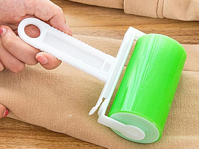 Ergonomski silikonski valjak za uklanjanje dlaka