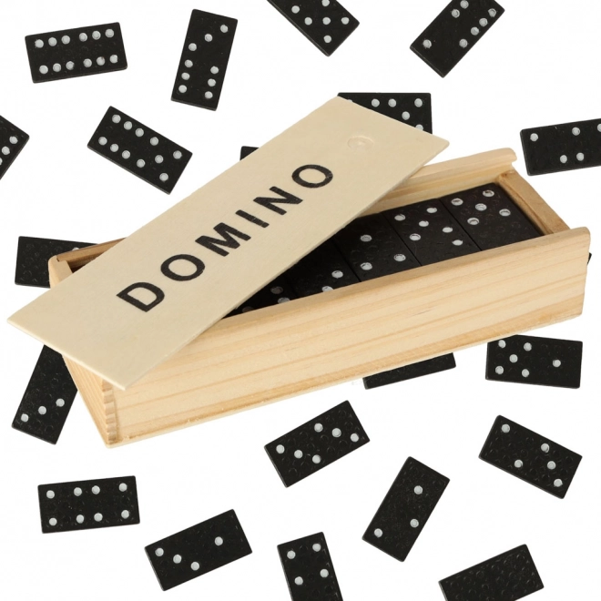 Drveno domino za obiteljsko igranje