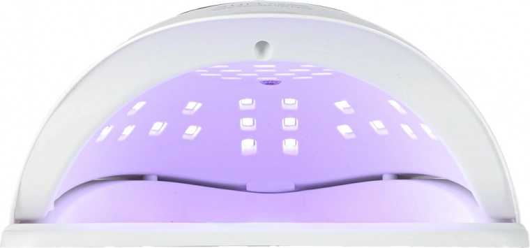 Brzo i ravnomjerno stvrdnjavanje zahvaljujući 45 LED