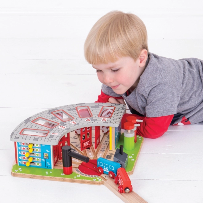 Bigjigs Rail Ekskluzivni depo za 5 vlakića