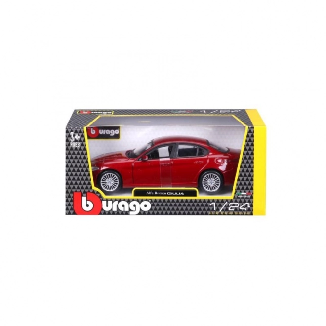Bburago 1:24 Alfa Romeo Giulia (2016) Metalik crvena 18-21080