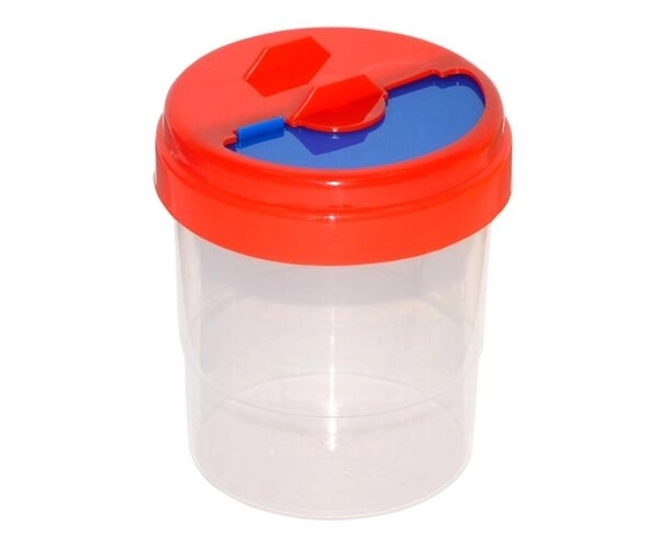 Čaša za vodu s plastičnim poklopcem