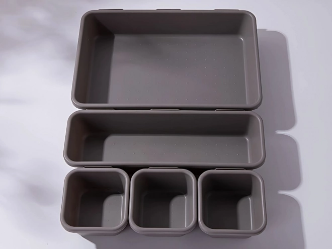 Set plastičnih organizatora za ladice 8 kom