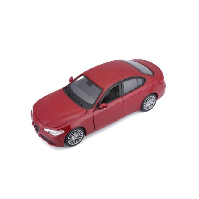 Bburago 1:24 Alfa Romeo Giulia (2016) Metalik crvena 18-21080