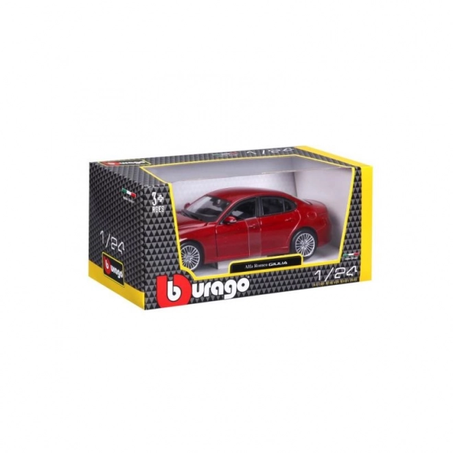 Bburago 1:24 Alfa Romeo Giulia (2016) Metalik crvena 18-21080