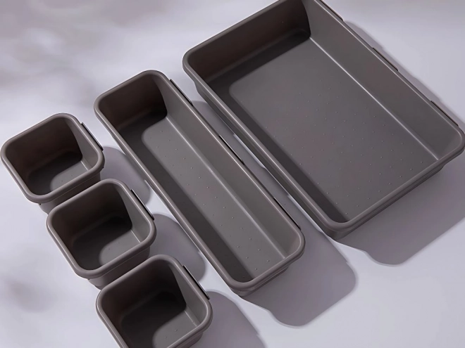 Set plastičnih organizatora za ladice 8 kom