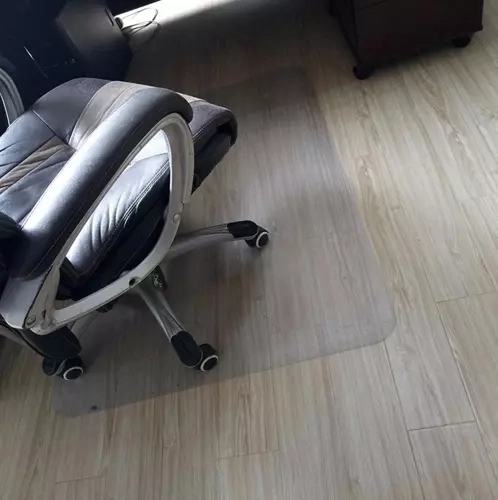 Zaštitna podloga pod stolicu 90x130cm - mliječno