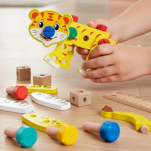 Kreativno slaganje životinja, vozila i robota