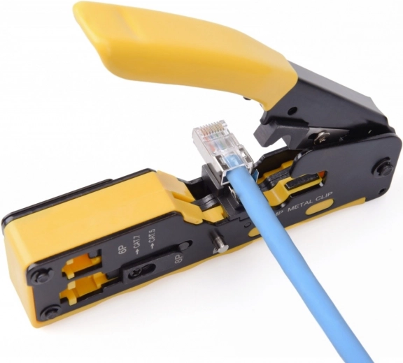 Brzo krimpanje prolaznih RJ45