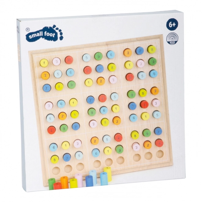 Drvena sudoku s obojenim valjcima