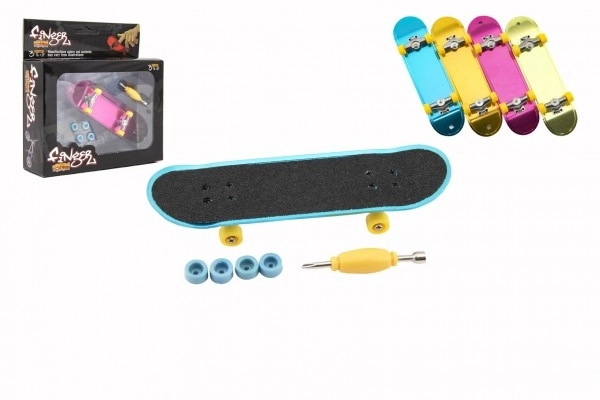 Odvijač s prstnim skateboardom s dodacima - 9 cm