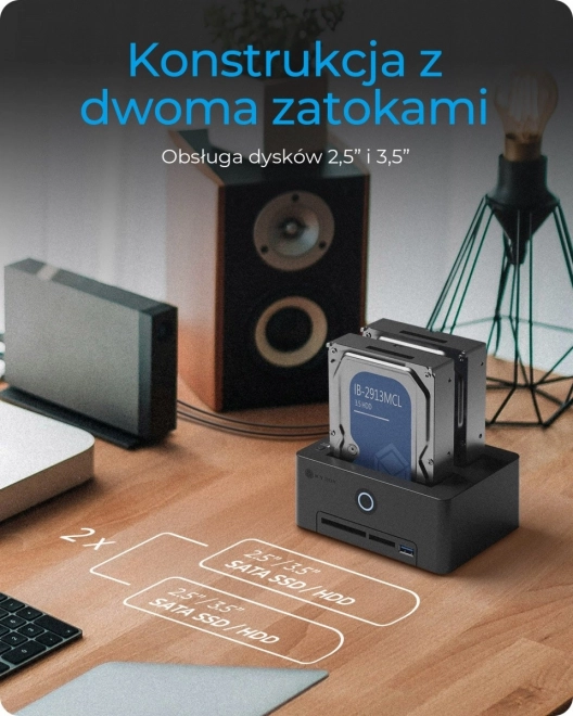 Čitač kartica s dualnom priključnom stanicom za SSD/HDD