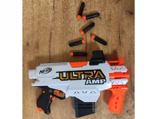 Hasbro Nerf Ultra AMP bacač