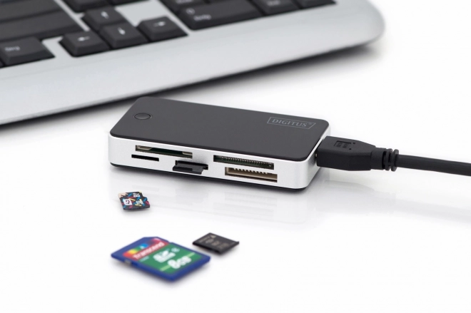 5-portni USB 3.0 SuperSpeed čitač memorijskih kartica